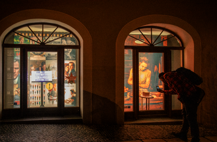 Działanie pilotażowe w Görlitz „Walk of Görliwood“, stacja 1 i 2 Untermarkt; Prawa autorskie: © Die Partner GmbH, źródło: http://revival.ioer.eu