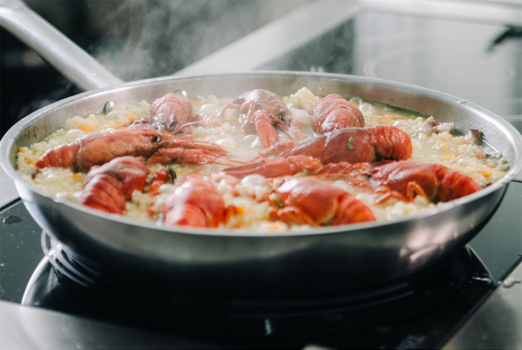 Przygotowanie tradycyjnego dania w ramach projektu MASSYK - gotowane raki