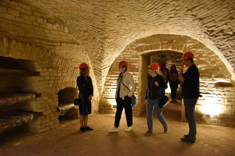 16-lutsk-underground-cells-of-the-jesuit-college-photo-project-team.jpg